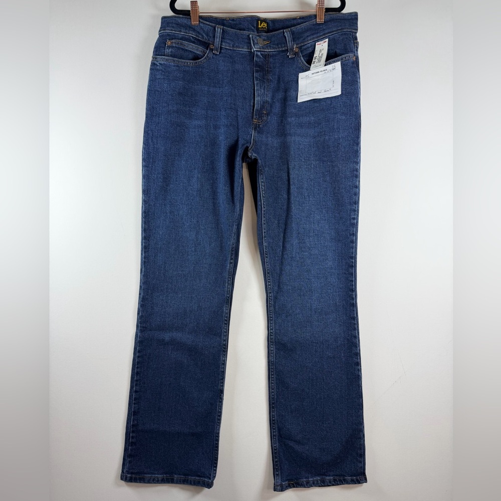 Lee Regular Fit Bootcut Jeans Two Sizes Dark Blue Denim Comfort Stretch 36x32 - Picture 2 of 9